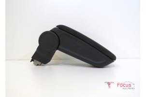 Begagnade Armstöd Audi A1 (8X1/8XK) Pris € 89,95 Marginaltabell erbjuds av Focus Automotive