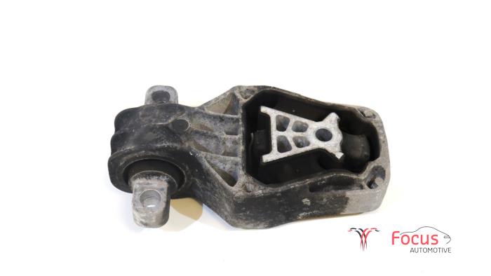 Used Engine mount Mercedes A (W176) 1.5 A-180 CDI, A-180d 16V Price € 19,95 Margin scheme offered by Focus Automotive