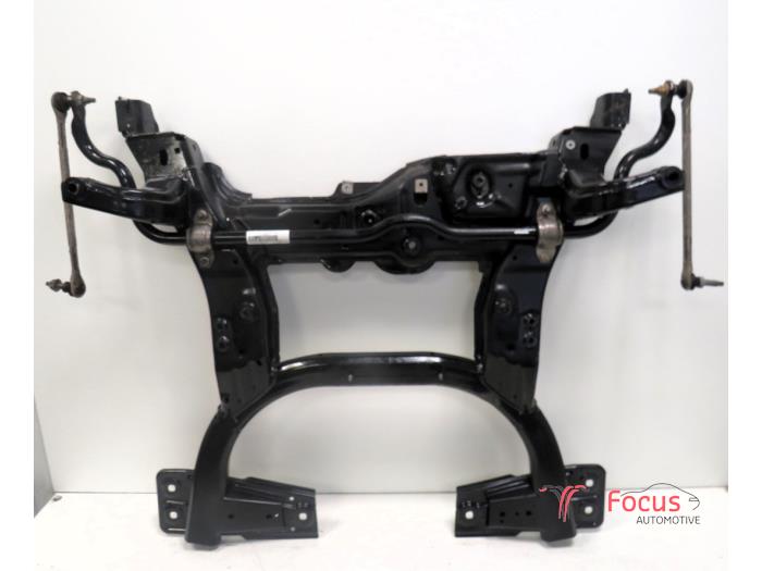 Usados Subchasis Mercedes A (W176) 1.5 A-180 CDI, A-180d 16V Precio € 69,95 Norma de margen ofrecido por Focus Automotive