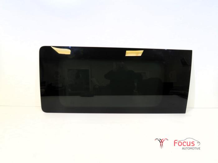 Usados Ventanilla de puerta de carga lateral Ford Transit Custom 2.0 TDCi 16V Eco Blue 185 Precio € 199,95 Norma de margen ofrecido por Focus Automotive