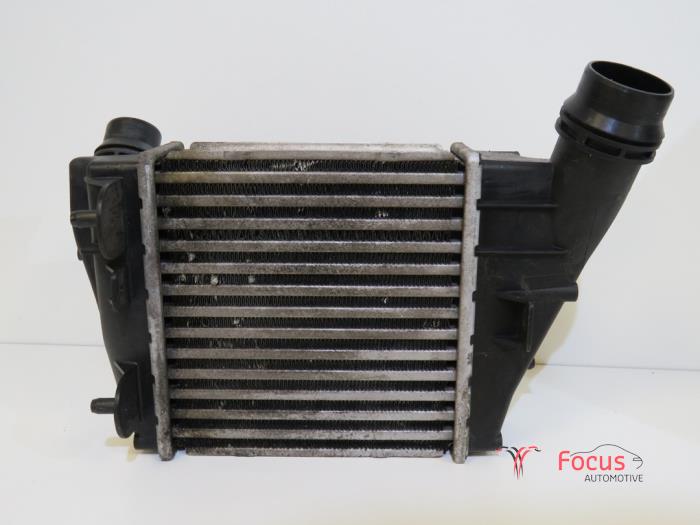 Usados Intercooler Renault Twingo II (CN) 1.5 dCi 90 FAP Precio € 25,00 Norma de margen ofrecido por Focus Automotive
