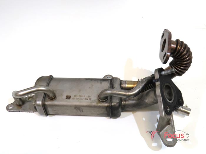 Used EGR cooler Mercedes A (W176) 1.5 A-180 CDI, A-180d 16V Price € 29,95 Margin scheme offered by Focus Automotive