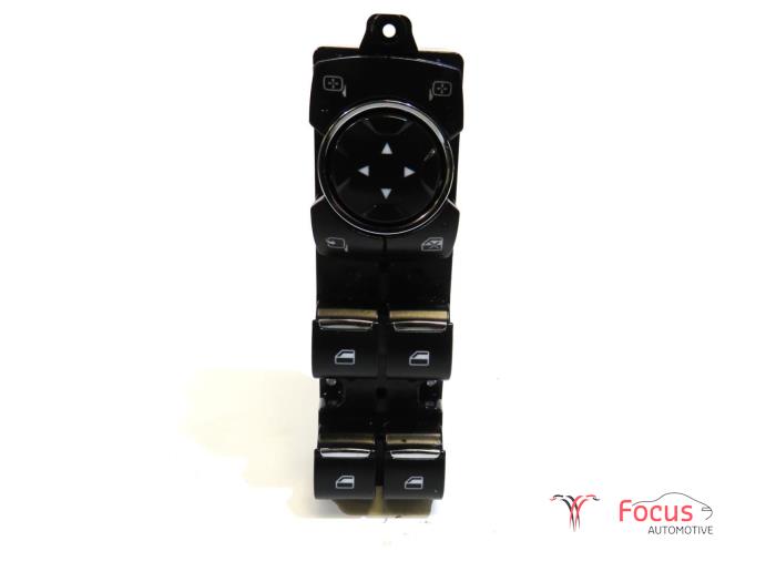 Usados Interruptor combinado de ventanillas Ford EcoSport (JK8) 1.0 EcoBoost 12V 125 Precio € 70,00 Norma de margen ofrecido por Focus Automotive