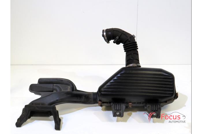 Begagnade Luftfilterhus Chevrolet Spark (M300) 1.0 16V Pris € 49,95 Marginaltabell erbjuds av Focus Automotive