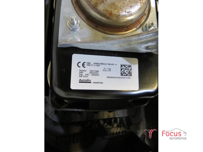 Panel z Fiat 500 (312) 1.0 Hybrid 2022