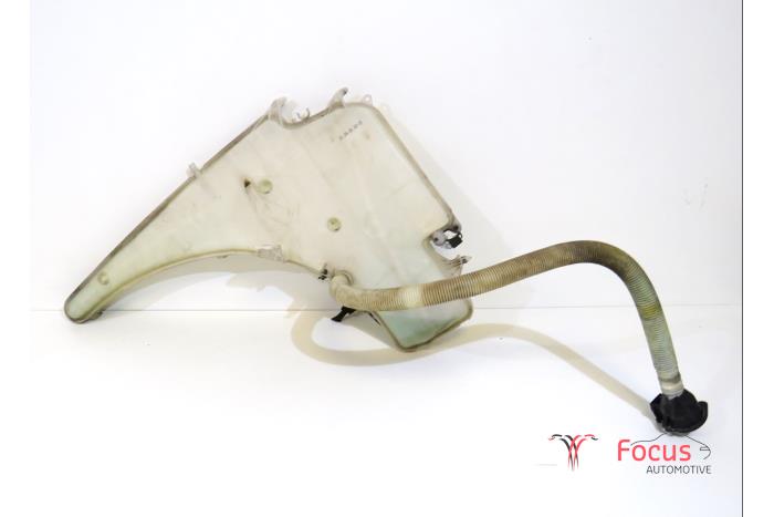 Begagnade Spolartank, vindruta BMW 3 serie (E90) 320d 16V Pris € 14,95 Marginaltabell erbjuds av Focus Automotive
