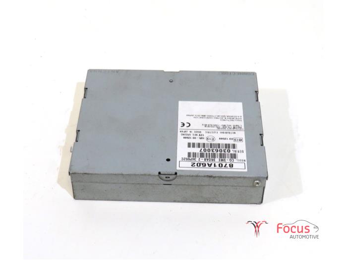 Używane Modul radiowy Mitsubishi Space Star (A0) 1.0 12V Cena € 69,95 Procedura marży oferowane przez Focus Automotive
