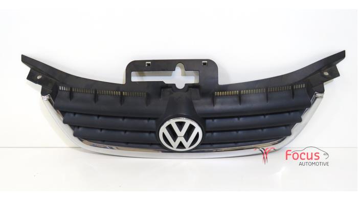 Begagnade Grill Volkswagen Touran (1T1/T2) 1.6 FSI 16V Pris € 24,95 Marginaltabell erbjuds av Focus Automotive