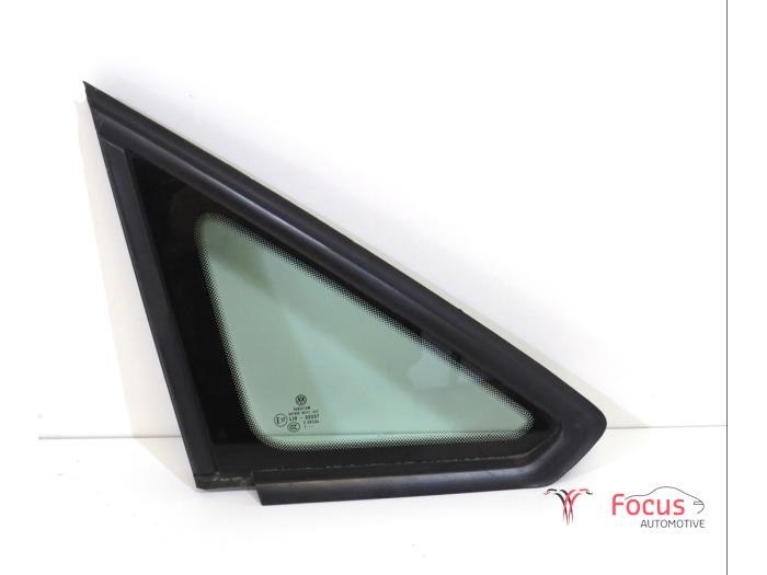 Usados Ventanilla triangular derecha delante Volkswagen Caddy IV 2.0 TDI 102 Precio € 29,95 Norma de margen ofrecido por Focus Automotive