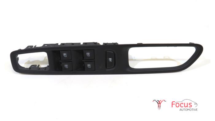 Używane Przelacznik combi okienny Renault Captur I (2R) 0.9 Energy TCE 12V Cena € 14,95 Procedura marży oferowane przez Focus Automotive