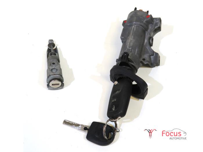 Używane Stacyjka + Kluczyk Seat Ibiza IV (6J5) 1.4 TDI Cena € 14,95 Procedura marży oferowane przez Focus Automotive
