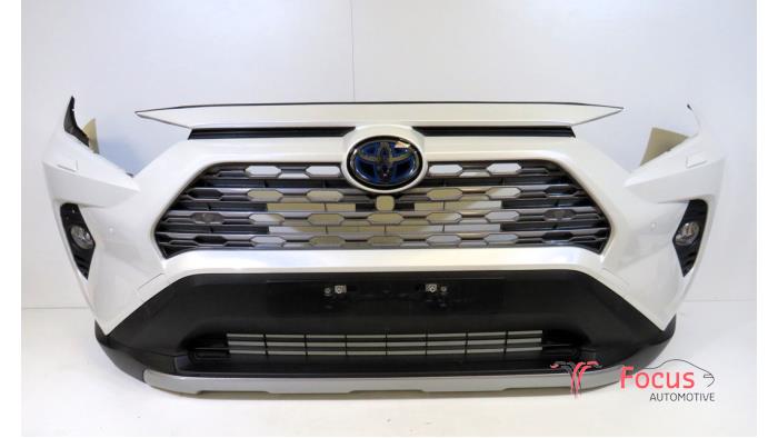 Używane Zderzak przedni Toyota RAV4 (A5) 2.5 Hybrid 16V Cena € 1.050,00 Procedura marży oferowane przez Focus Automotive