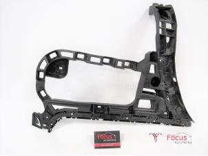 Used Rear bumper bracket, left Volkswagen CC (358) 1.8 TSI 16V Price € 20,00 Margin scheme offered by Focus Automotive