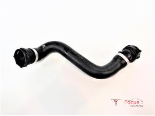 Used Radiator hose BMW X1 (E84) Price € 14,95 Margin scheme offered by Focus Automotive