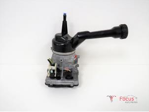Used Power steering pump Peugeot 308 (4A/C) 1.6 VTI 16V Price € 95,00 Margin scheme offered by Focus Automotive