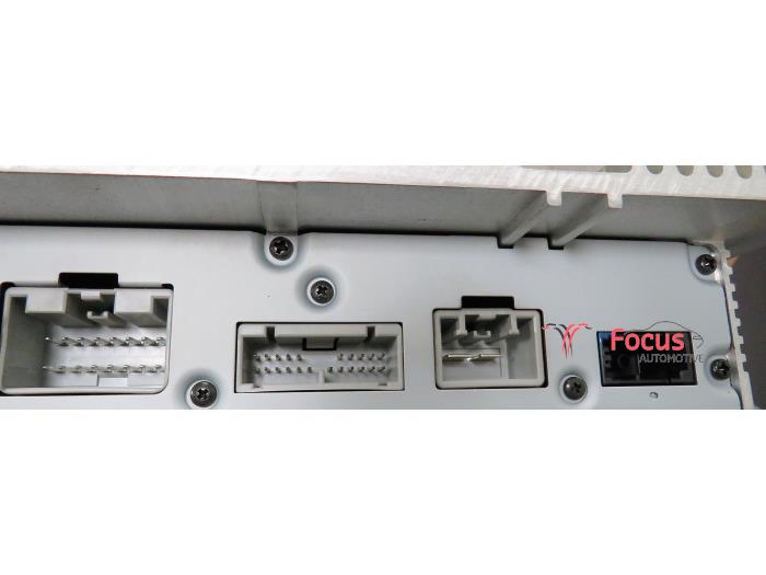 Radio amplifier Volvo V50  D 16V - 30679537 FUBA