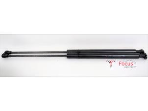 Used Set of tailgate gas struts Peugeot 206+ (2L/M) 1.1 XR,XS Price € 10,00 Margin scheme offered by Focus Automotive