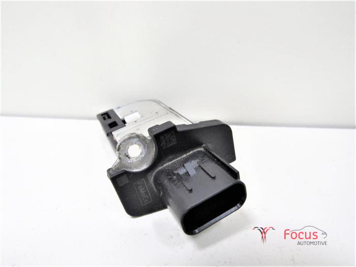 Air mass meter Ford Fiesta VII 1.6 TDCi 16V 95 8V21128579AA TZJB FOMOCO
