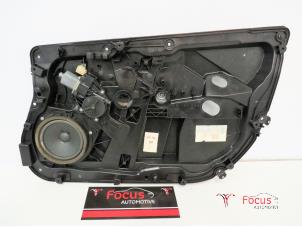 Usagé Lève vitre électrique avant droit Ford Fiesta 6 (JA8) 1.6 TDCi 16V 95 Prix € 39,99 Règlement à la marge proposé par Focus Automotive