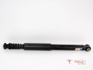 Used Rear shock absorber, left Renault Modus/Grand Modus (JP) 1.5 dCi 85 Price € 9,95 Margin scheme offered by Focus Automotive