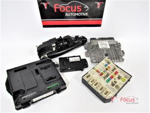 Used Ignition lock + computer Renault Megane III Coupe (DZ) 1.5 dCi 90 FAP Price € 75,00 Margin scheme offered by Focus Automotive