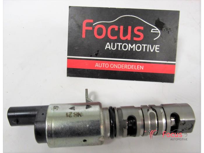 Begagnade Kamaxelsensor Volkswagen Passat Variant (3G5) 1.4 GTE 16V Pris € 10,83 Inklusive moms erbjuds av Focus Automotive