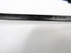 Front wiper arm from a Volkswagen Tiguan (5N1/2) 2.0 TDI 16V 4Motion 2012