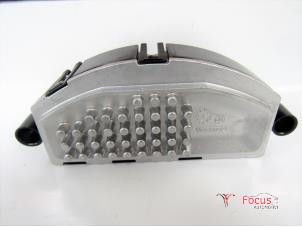 Used Heater resistor Volkswagen Passat Variant (3G5) 1.4 TSI 16V Price € 48,40 Inclusive VAT offered by Focus Automotive