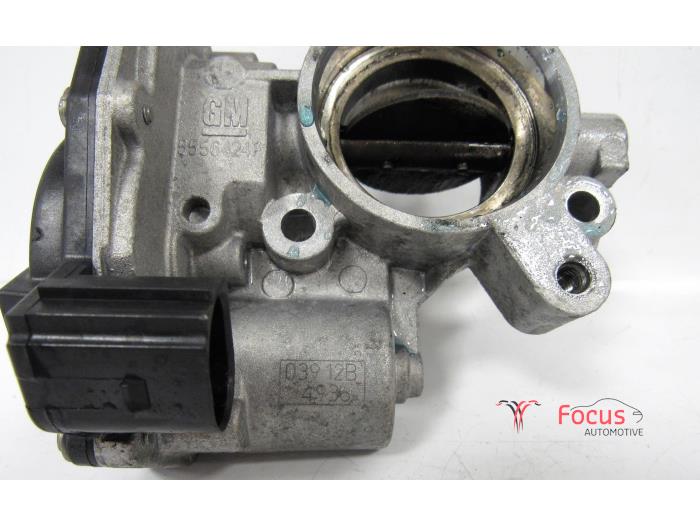 Gebrauchte Drosselklappengehäuse Opel Corsa D 1.3 CDTi 16V ecoFLEX Preis € 50,00 Margenregelung angeboten von Focus Automotive