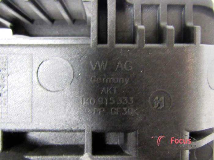 Battery box from a Volkswagen CC (358) 1.8 TSI 16V 2015
