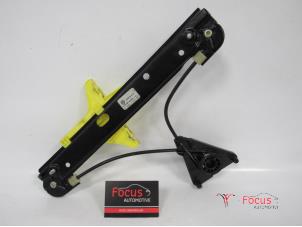 Used Rear door window mechanism 4-door, right Volkswagen Polo V (6R) 1.0 TSI 12V BlueMotion Technology Price € 36,30 Inclusive VAT offered by Focus Automotive