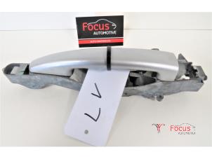 Gebrauchte Türgriff 4-türig links vorne Citroen C4 Picasso (UD/UE/UF) 1.6 HDiF 16V 110 Preis € 10,00 Margenregelung angeboten von Focus Automotive