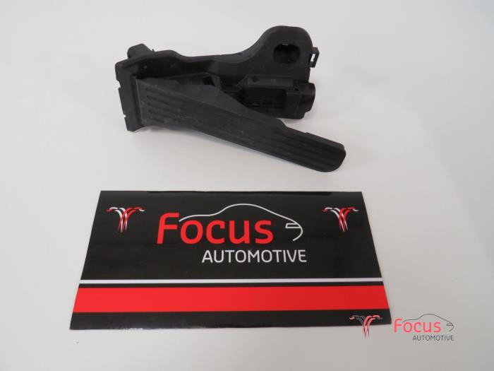 Begagnade Gaspedalsensor Volkswagen Caddy Combi IV 2.0 TDI 102 Pris € 66,55 Inklusive moms erbjuds av Focus Automotive