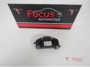 Used Heater resistor Volkswagen Caddy Combi IV 2.0 TDI 102 Price € 24,20 Inclusive VAT offered by Focus Automotive