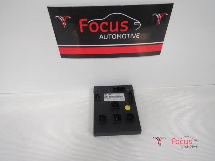 Used Body control computer Volkswagen Touareg (7PA/PH) 3.0 V6 24V TSI Hybrid Price € 121,00 Inclusive VAT offered by Focus Automotive