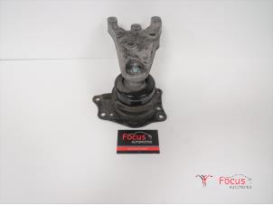 Used Engine mount Volkswagen Fox (5Z) 1.2 Price € 25,00 Margin scheme offered by Focus Automotive