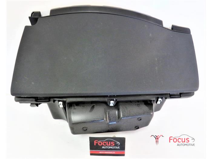 Begagnade Handskfack Citroen Berlingo 1.6 Hdi 16V 90 Pris € 30,00 Marginaltabell erbjuds av Focus Automotive