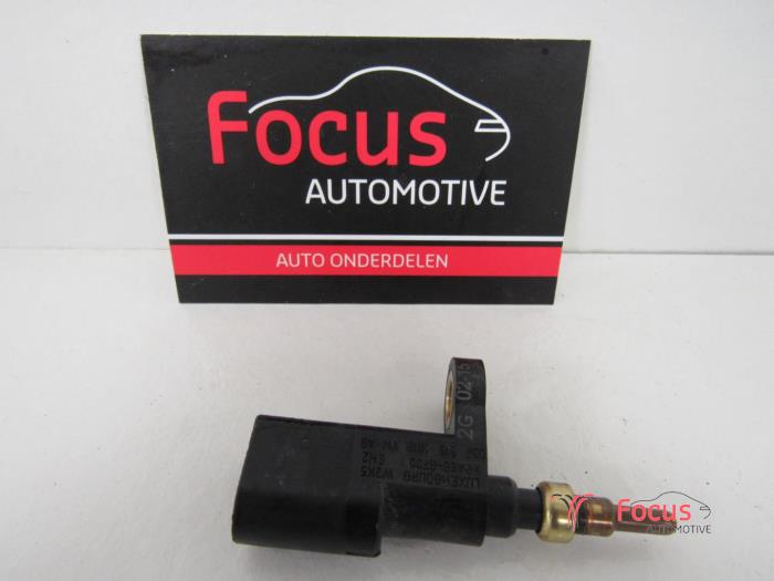Volkswagen Touran Engine temperature sensors stock