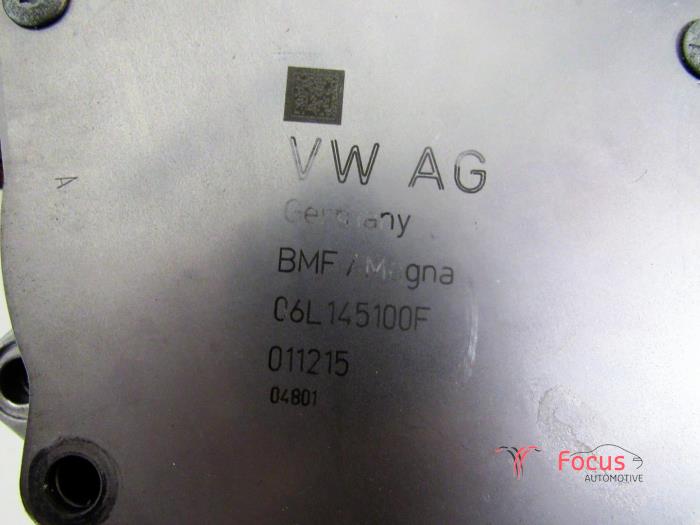 Vacuum pump (petrol) from a Volkswagen Tiguan (AD1) 2.0 TSI 16V 4Motion 2016