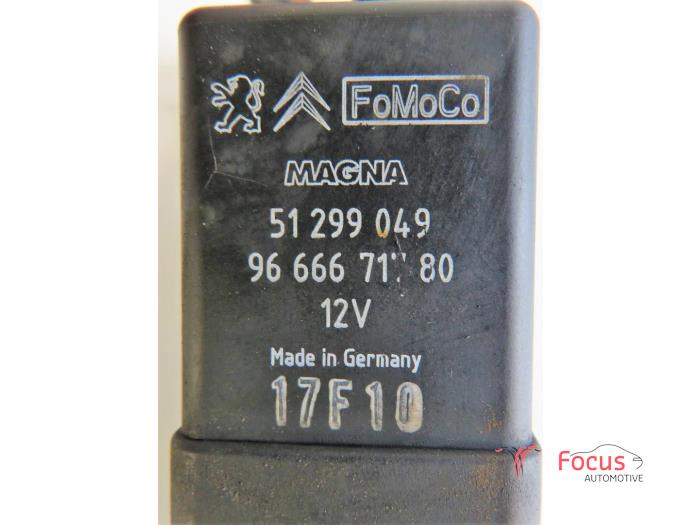 Used Ford Fiesta VII (JA8) 1.6 TDCi 16V 95 Glow plug relay 51299049