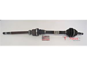 Used Front drive shaft, right Peugeot 308 (4A/C) 1.6 HDi Price € 40,00 Margin scheme offered by Focus Automotive
