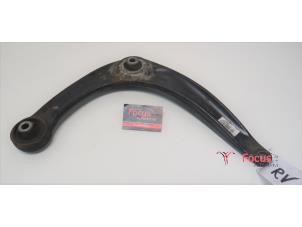 Used Front wishbone, right Peugeot 308 (4A/C) 1.6 HDi Price € 15,00 Margin scheme offered by Focus Automotive