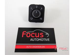 Used Mirror switch Volkswagen Tiguan (AD1) 2.0 TSI 16V 4Motion Price € 36,30 Inclusive VAT offered by Focus Automotive