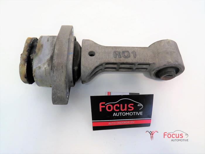 Used Engine mount Hyundai i20 1.2i 16V Price € 15,00 Margin scheme offered by Focus Automotive