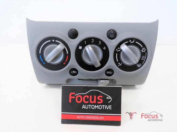 Begagnade Värmekontrollpanel Nissan Pixo (D31S) 1.0 12V Pris € 8,95 Marginaltabell erbjuds av Focus Automotive