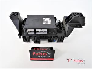 Usados Caja de fusibles Nissan Pixo (D31S) 1.0 12V Precio € 20,00 Norma de margen ofrecido por Focus Automotive