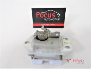 Gebrauchte Schließmechanik Heckklappe Nissan Pixo (D31S) 1.0 12V Preis € 10,00 Margenregelung angeboten von Focus Automotive