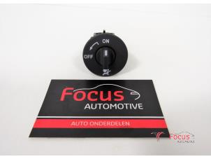 Used Airbag lock Renault Twingo II (CN) 1.2 16V Price € 10,00 Margin scheme offered by Focus Automotive