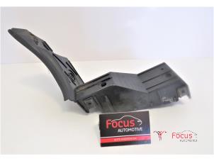 Used Rear bumper component, right Volkswagen Polo IV (9N1/2/3) 1.9 TDI 100 Price € 5,00 Margin scheme offered by Focus Automotive