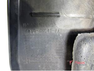 Abdeckblech Motor van een Ford Focus C-Max 1.8 TDCi 16V 2006